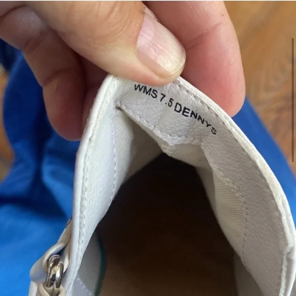 DOLCE VITA Dennys white western horsebit cowboy ankle booties block heel - Picture 5 of 6